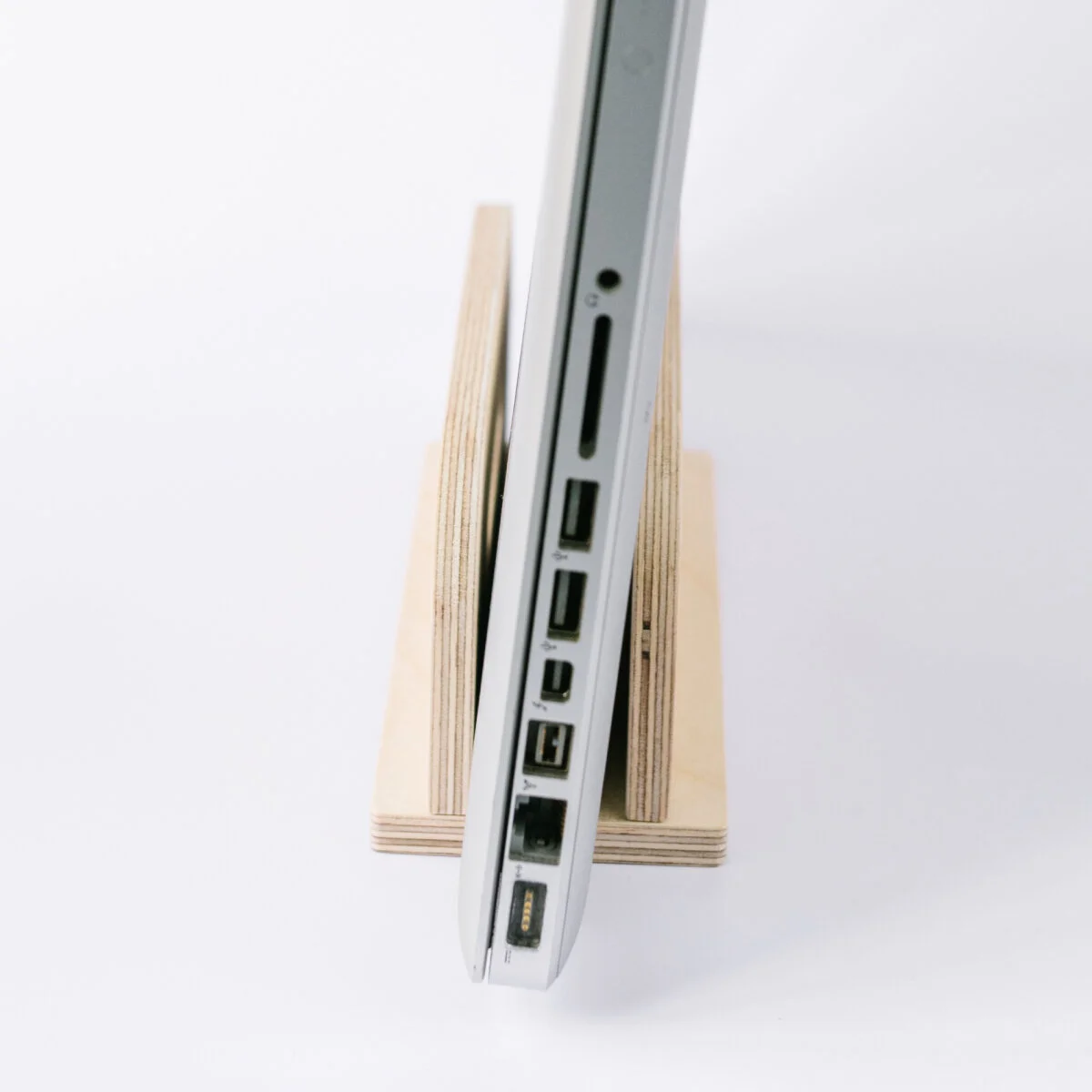 Laptop Vertical Stand